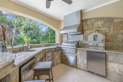 681 N Tomahawk Trail Vero Beach FL 32963