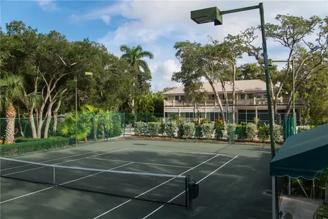 681 N Tomahawk Trail Vero Beach FL 32963