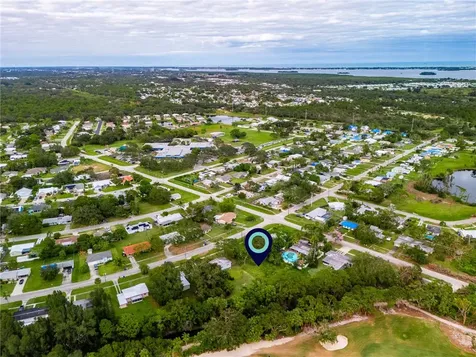 607 21st Street SW Vero Beach FL 32962