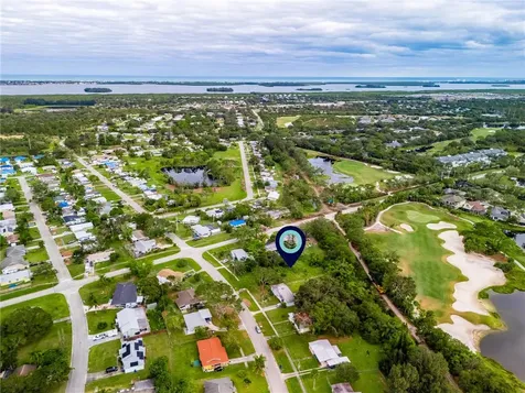 607 21st Street SW Vero Beach FL 32962