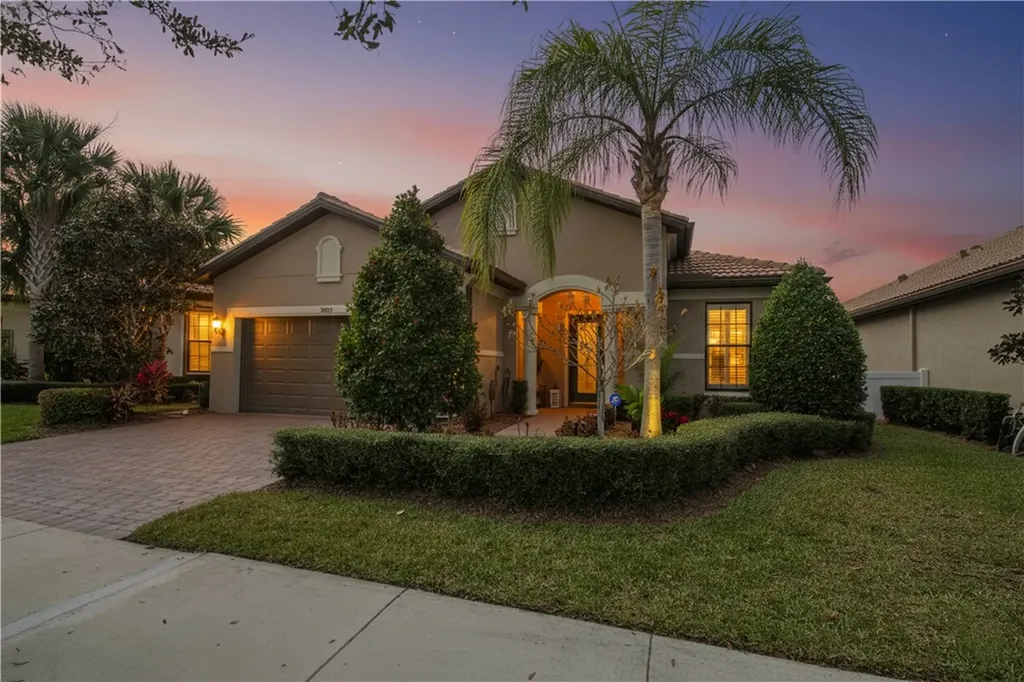 5085 Pendelton Square Vero Beach FL 32967