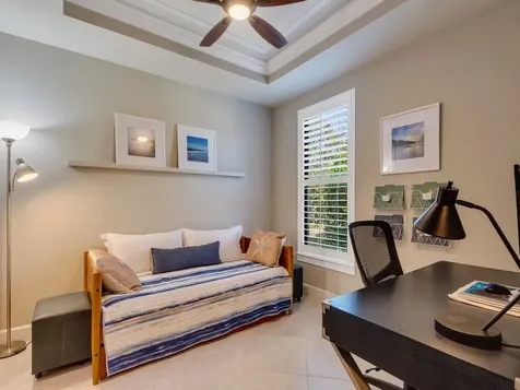 5085 Pendelton Square Vero Beach FL 32967