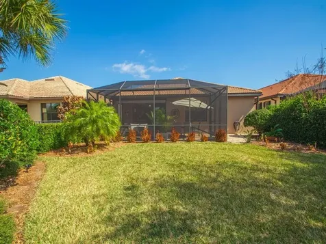 5085 Pendelton Square Vero Beach FL 32967