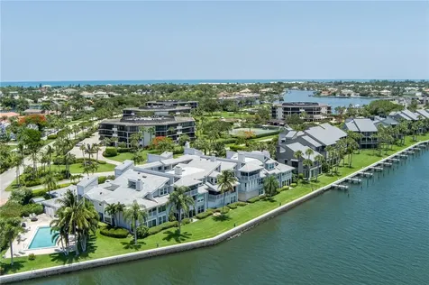 901 Bay Road Vero Beach FL 32963