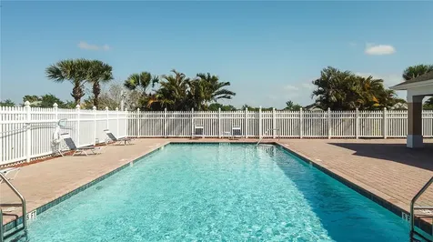 1814 Pointe West Way Vero Beach FL 32966