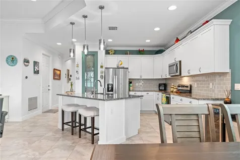 2557 Bella Vista Circle Vero Beach FL 32966