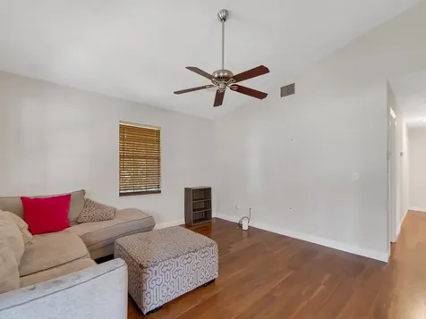 1304 32nd Avenue SW Vero Beach FL 32968