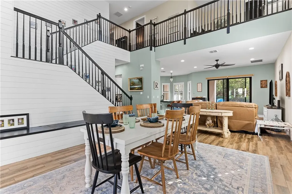 5616 40th Avenue Vero Beach FL 32967