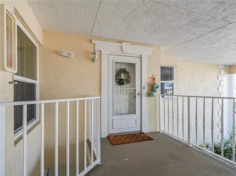 675 W Lake Jasmine Circle Vero Beach FL 32962