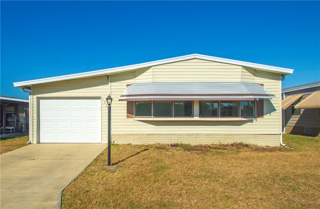 908 Oleander Circle Sebastian FL 32976