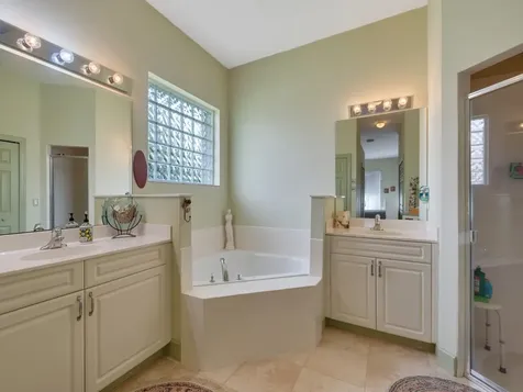 585 Sarina Terrace SW Vero Beach FL 32968