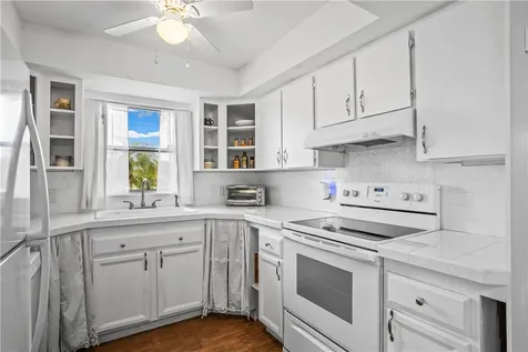 1255 18th Avenue SW Vero Beach FL 32962