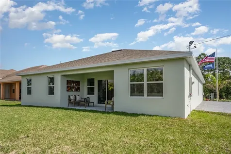 820 Mulberry Street Sebastian FL 32958