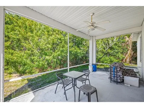 869 11th Drive Vero Beach FL 32960