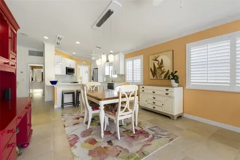 4957 Corsica Square Vero Beach FL 32967