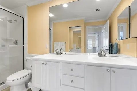 4957 Corsica Square Vero Beach FL 32967