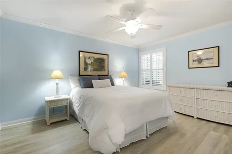 4957 Corsica Square Vero Beach FL 32967