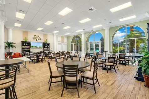 4957 Corsica Square Vero Beach FL 32967