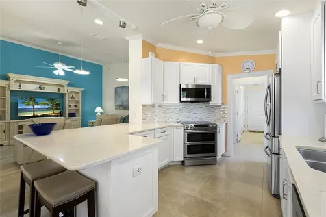 4957 Corsica Square Vero Beach FL 32967