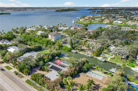 547 E Causeway Boulevard Vero Beach FL 32963