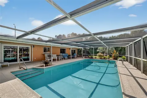 547 E Causeway Boulevard Vero Beach FL 32963