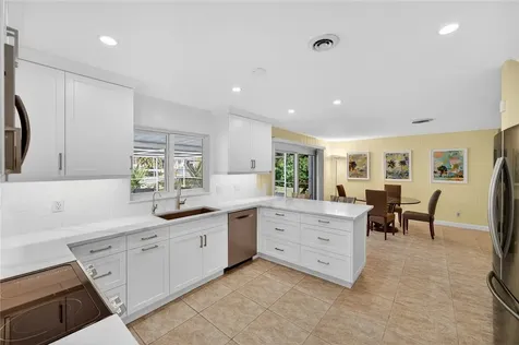 547 E Causeway Boulevard Vero Beach FL 32963