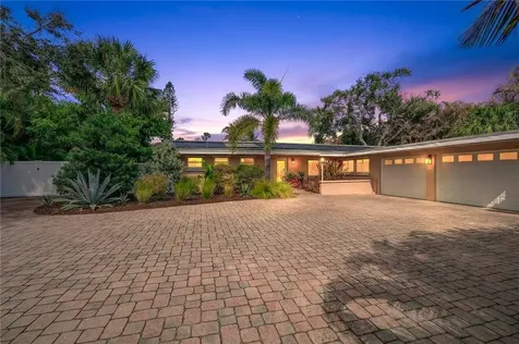 547 E Causeway Boulevard Vero Beach FL 32963