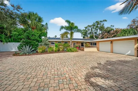 547 E Causeway Boulevard Vero Beach FL 32963