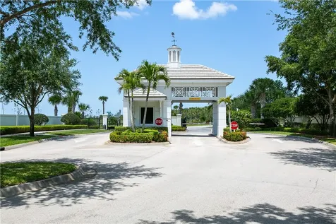 5850 Magnolia Lane Vero Beach FL 32967