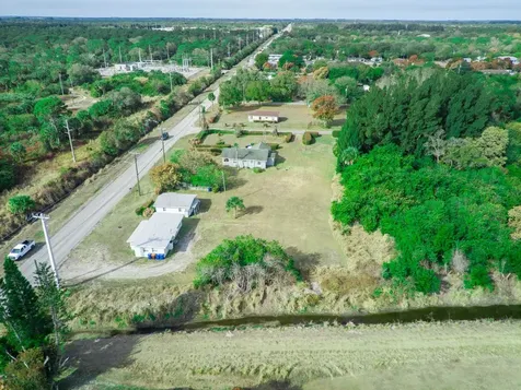 2840 41st Street Vero Beach FL 32967
