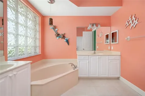 4220 Abington Woods Circle Vero Beach FL 32967