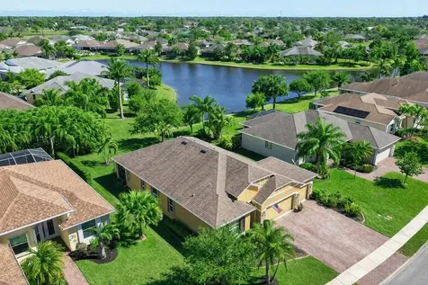 625 Gossamer Wing Way Sebastian FL 32958