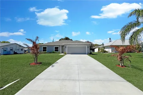 418 Easy Street Sebastian FL 32958