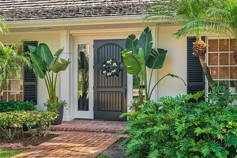 190 Oleander Way Vero Beach FL 32963