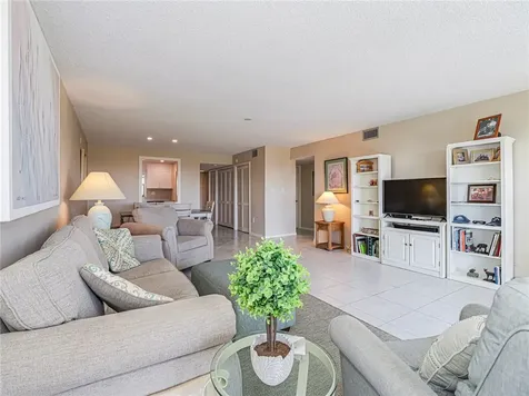 5300 Highway A1a Vero Beach FL 32963