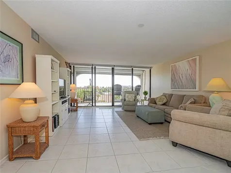 5300 Highway A1a Vero Beach FL 32963