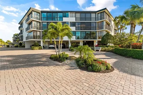 1815 Mooringline Drive Vero Beach FL 32963