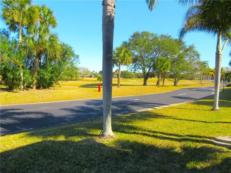 45 Vista Gardens Trail Vero Beach FL 32962
