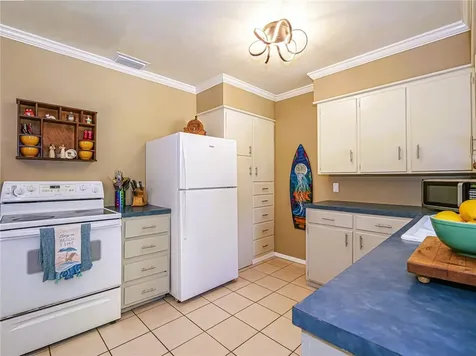 2049 50th Avenue Vero Beach FL 32966
