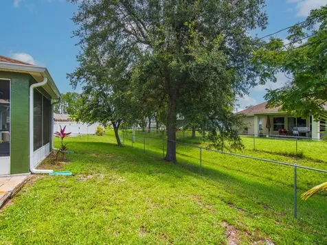 8336 104th Avenue Vero Beach FL 32967