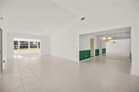 873 Lake Orchid Circle Vero Beach FL 32962
