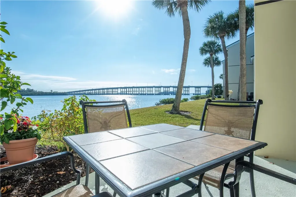 1840 Tarpon Lane Vero Beach FL 32960
