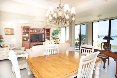 1840 Tarpon Lane Vero Beach FL 32960