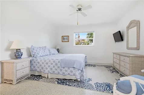 725 Dahlia Lane Vero Beach FL 32963