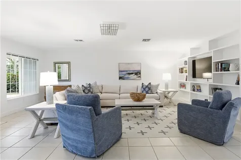 725 Dahlia Lane Vero Beach FL 32963