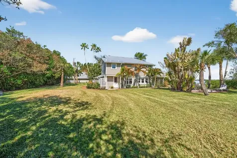 1935 Quay Dock Road Vero Beach FL 32967