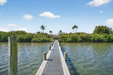 1935 Quay Dock Road Vero Beach FL 32967