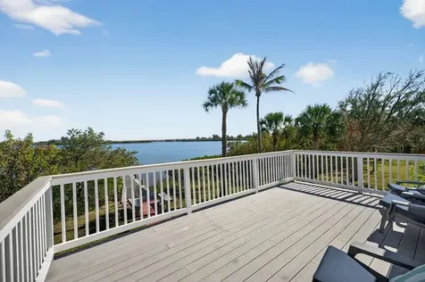 1935 Quay Dock Road Vero Beach FL 32967