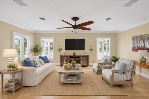 137 38th Court SW Vero Beach FL 32968
