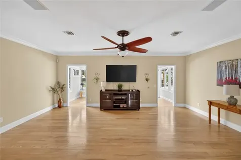 137 38th Court SW Vero Beach FL 32968